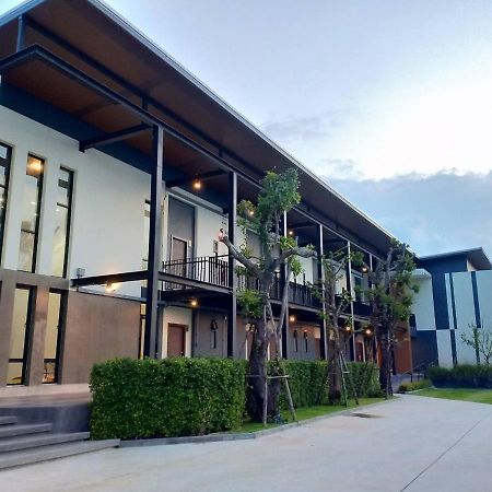 De Vine House Roi Et Exterior foto