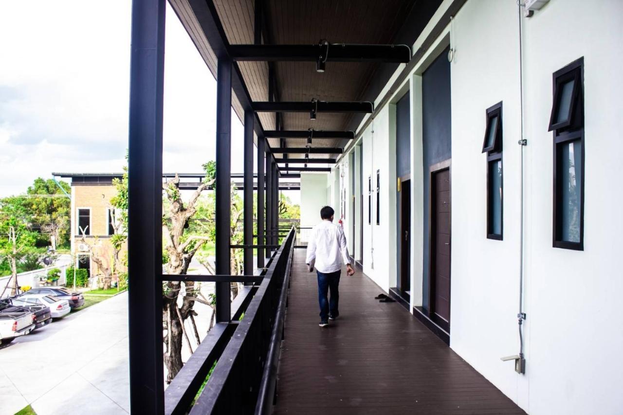 De Vine House Roi Et Exterior foto
