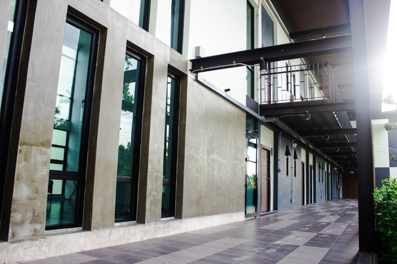De Vine House Roi Et Exterior foto